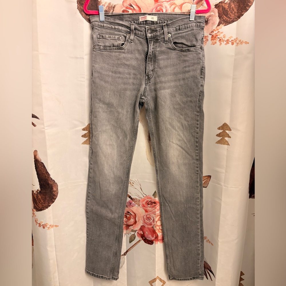 Signature by Levi Strauss Men's Light Gray Slim Jeans